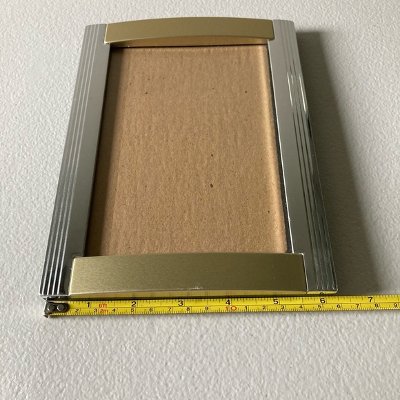 Picture Frame Metal Gold Silver Tabletop Contemporary Design - Picture 6 of 9